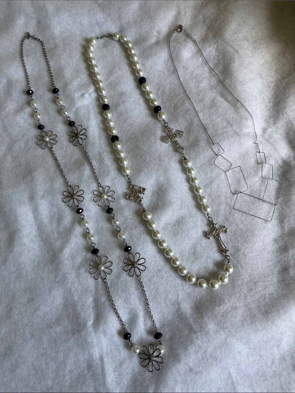 3 Necklaces: Classic Pearl and Cross Necklace in White and Black